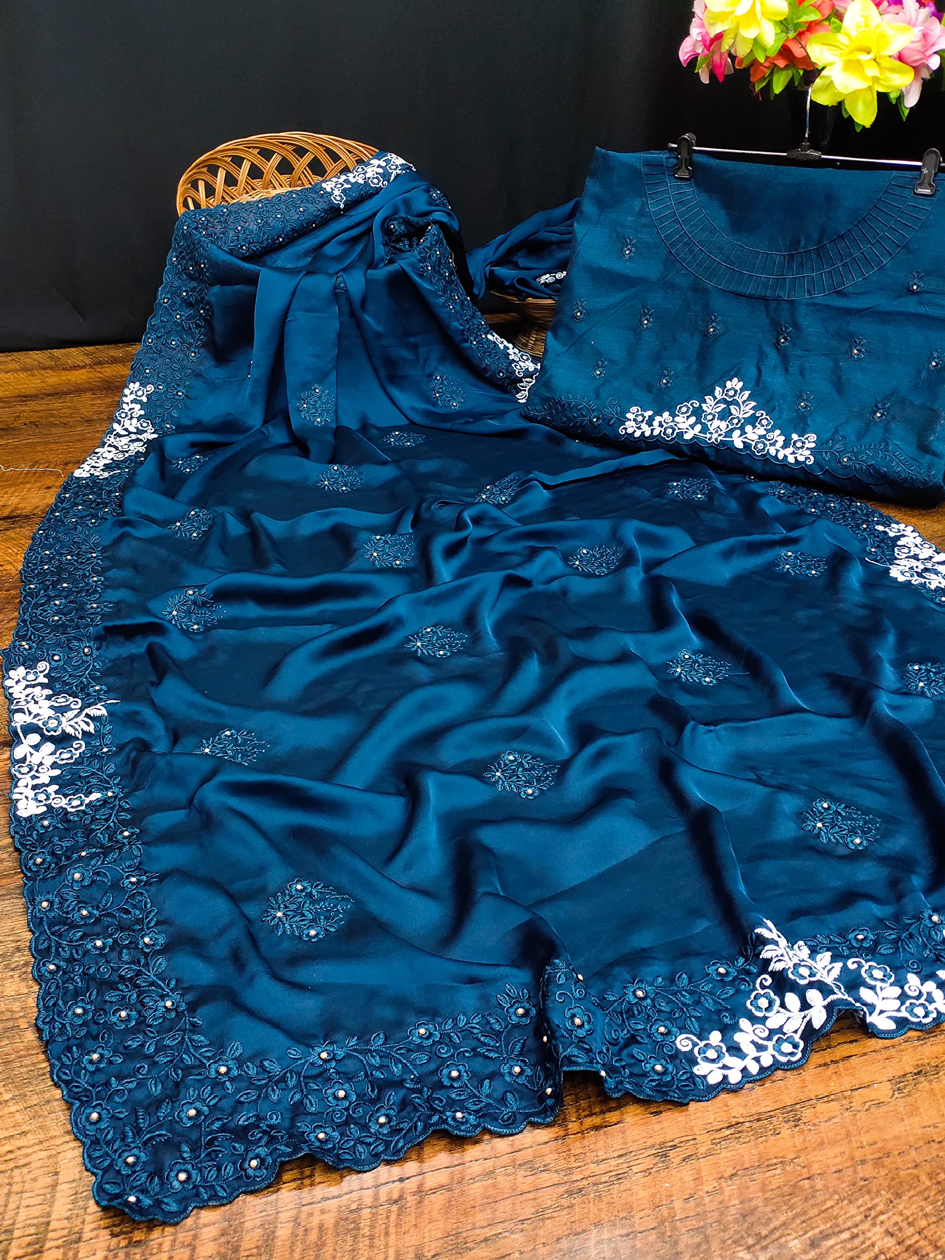 TRENDMALLS Women's Crepe Silk Embroidery Work Saree with Unstitch Blouse Piece - Image 5