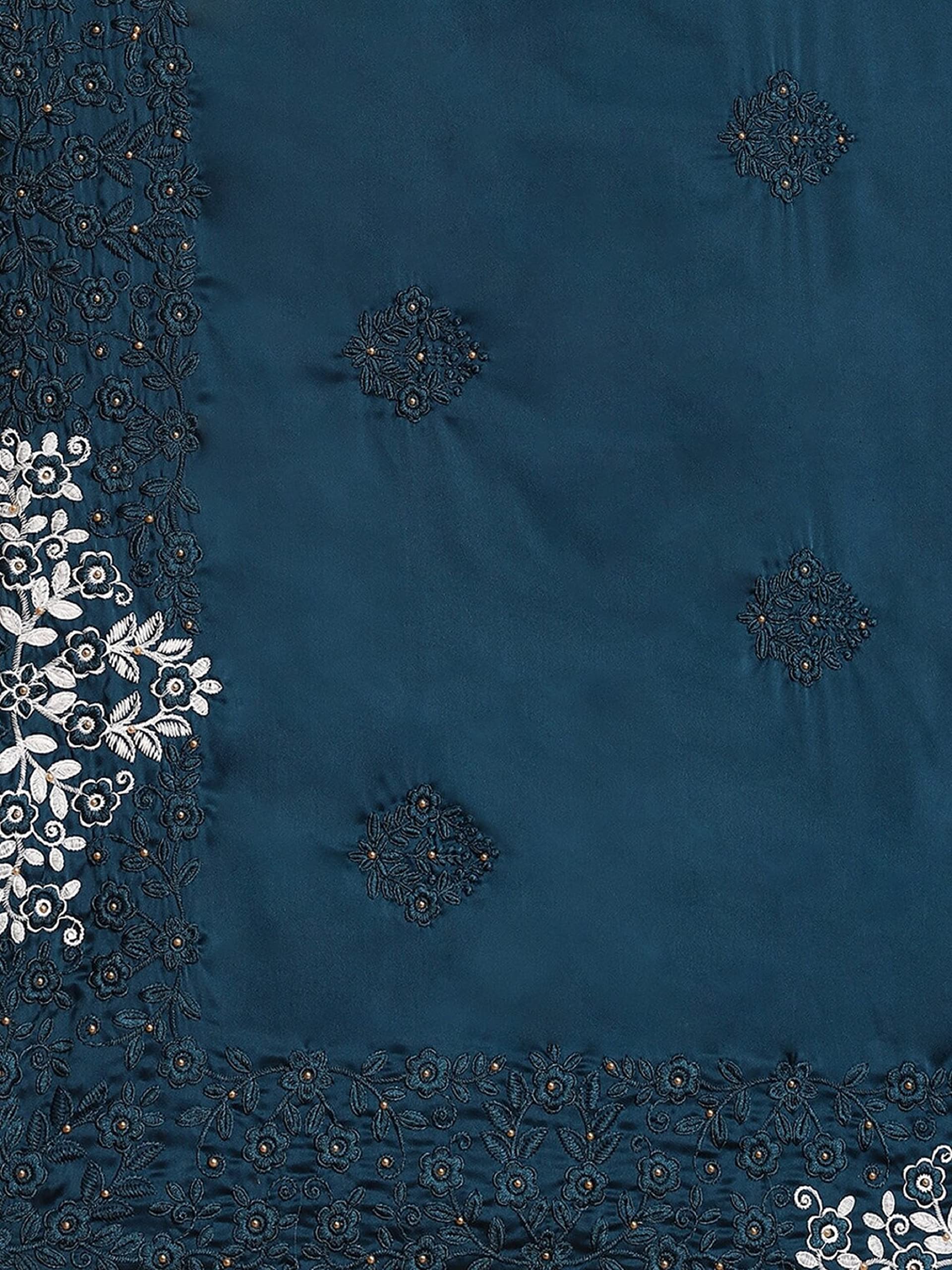 TRENDMALLS Women's Crepe Silk Embroidery Work Saree with Unstitch Blouse Piece - Image 6