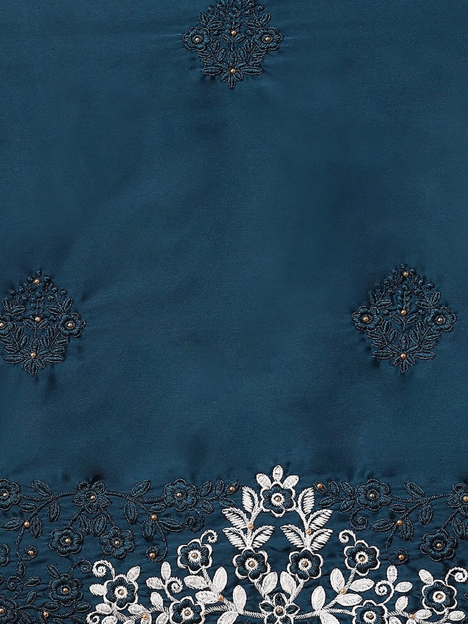 TRENDMALLS Women's Crepe Silk Embroidery Work Saree with Unstitch Blouse Piece - Image 7